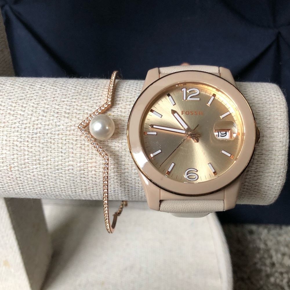 Rose gold Swarovski bracelet with a crystal pearl - Picture 3 of 3